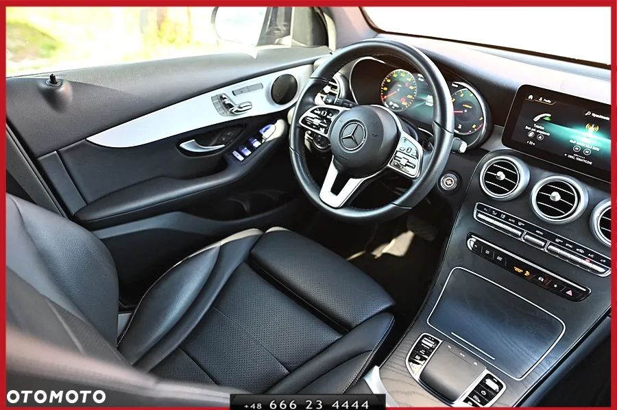 Mercedes-Benz GLC 300 4Matic 9G-TRONIC Exclusive - 17