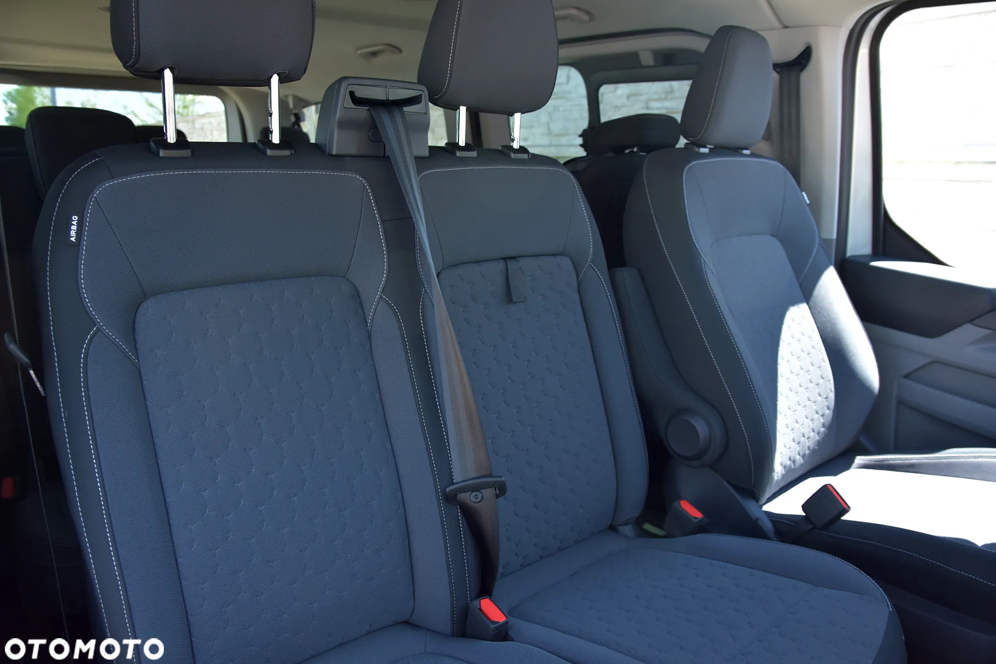 Ford Tourneo Custom 2.0 EcoBlue 320 L2 Titanium - 15