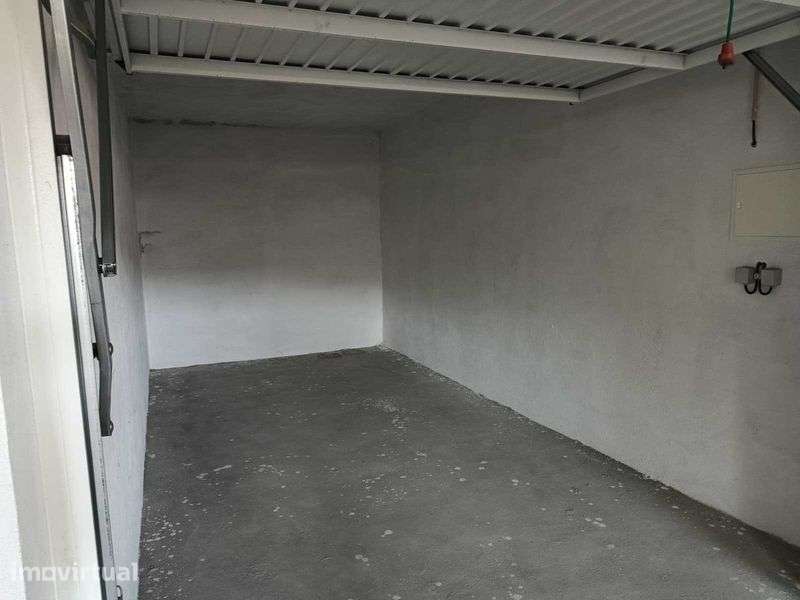Garagem Fechada (Box) 16,5m² Centro de Tarouca - Grande imagem: 5/8