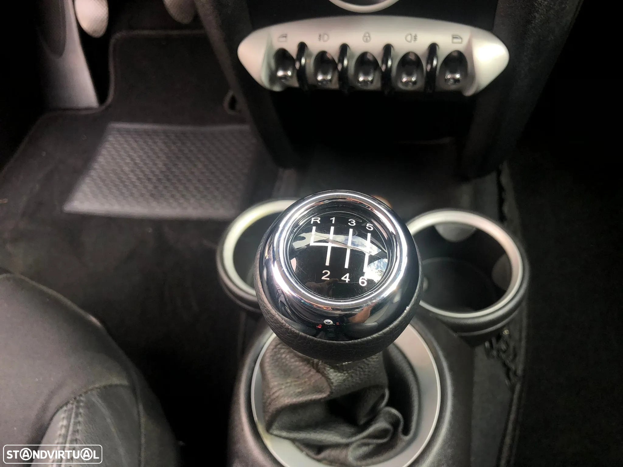 MINI 3 Portas Cooper D - 12