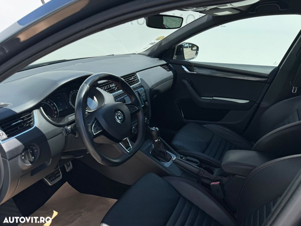 Skoda Octavia 2.0 TDI RS DSG - 9