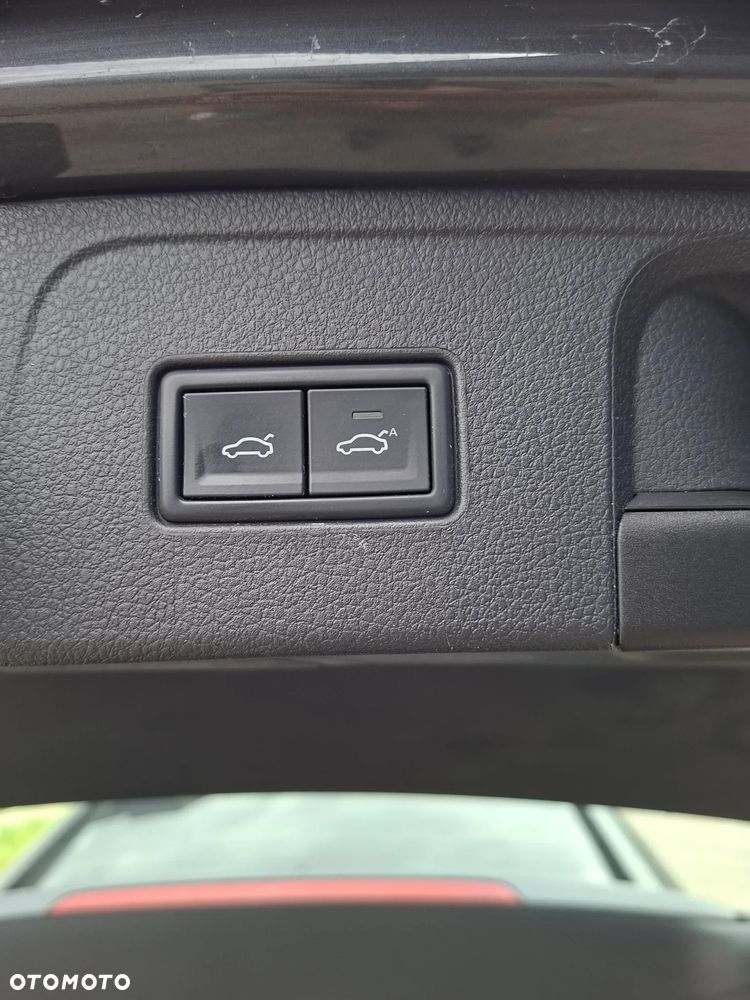 Volkswagen Passat Variant 2.0 TDI EVO Business DSG - 9