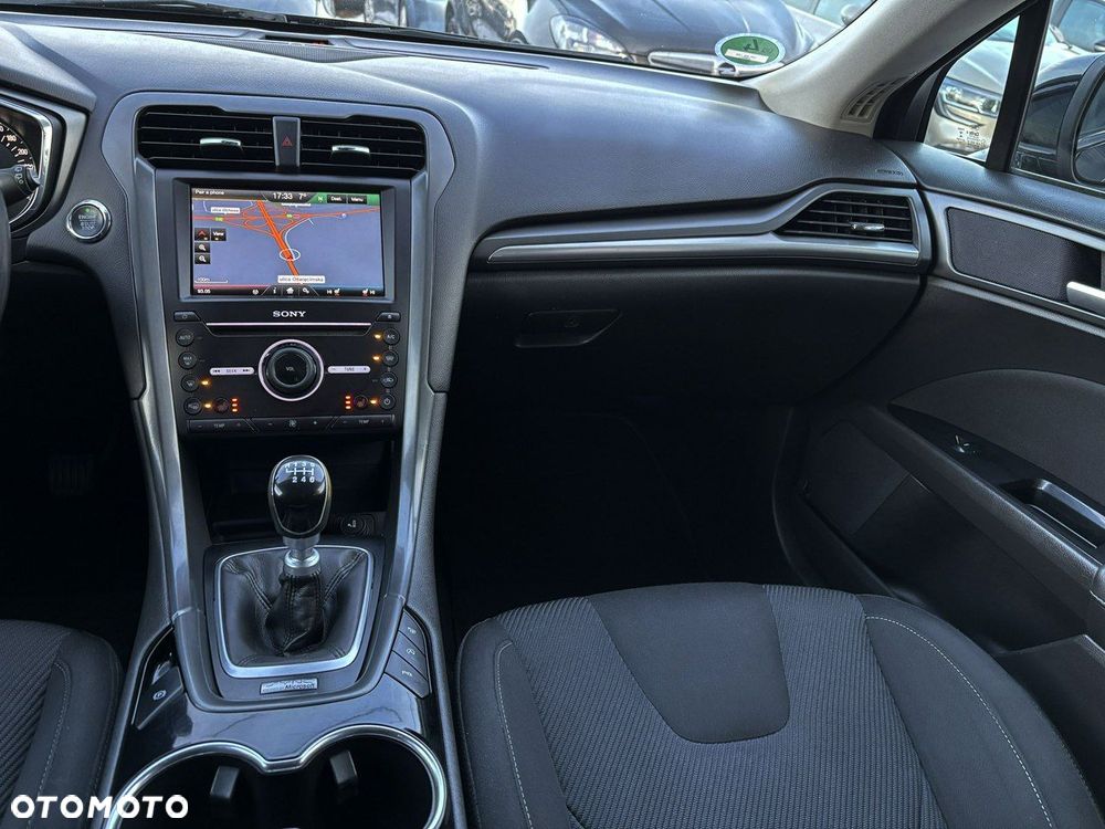Ford Mondeo - 28