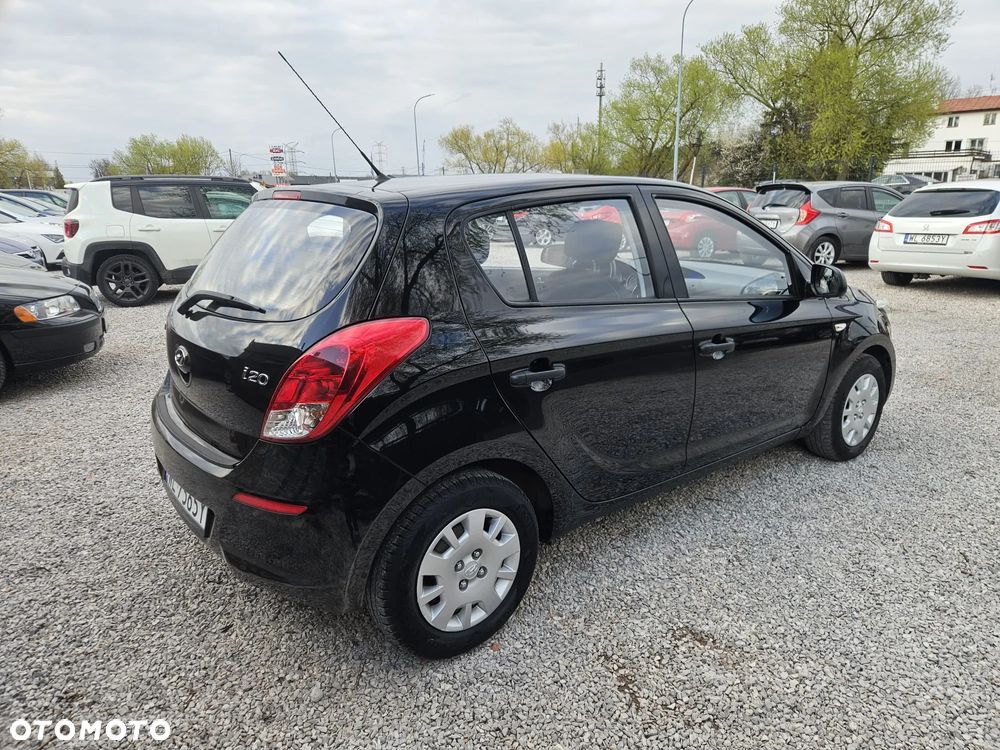 Hyundai i20 - 14