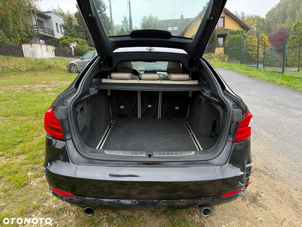 BMW 3GT 335i xDrive GT - 24