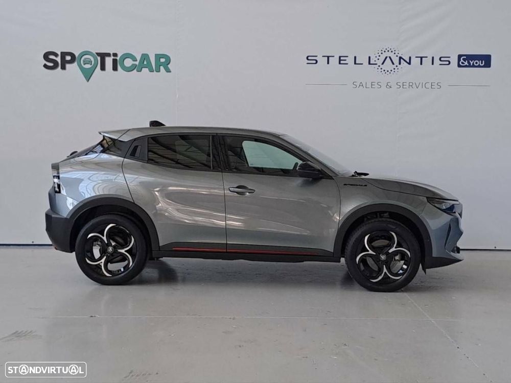Alfa Romeo Junior 1.2 Speciale eDCT6 - 4