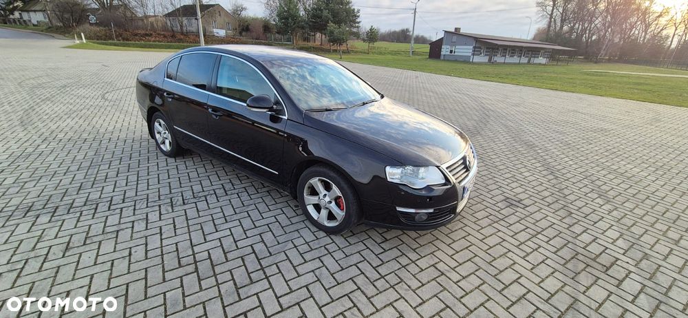 Volkswagen Passat 2.0 TDI Comfortline - 1