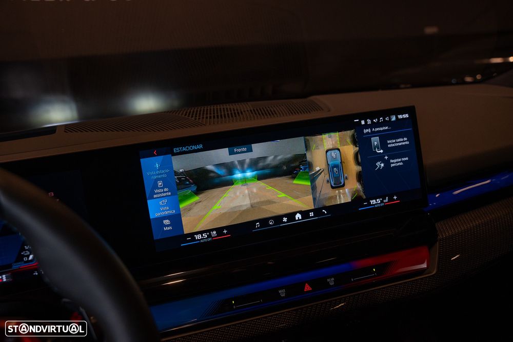 BMW M5 Touring xDrive - 37