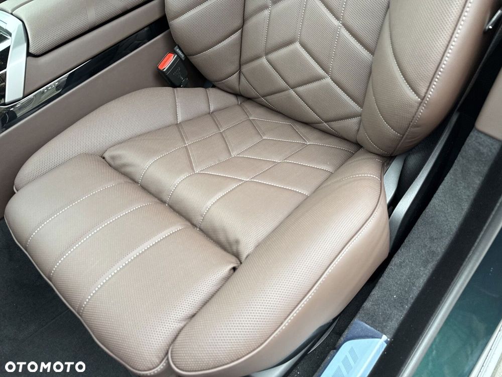 BMW Seria 7 - 14