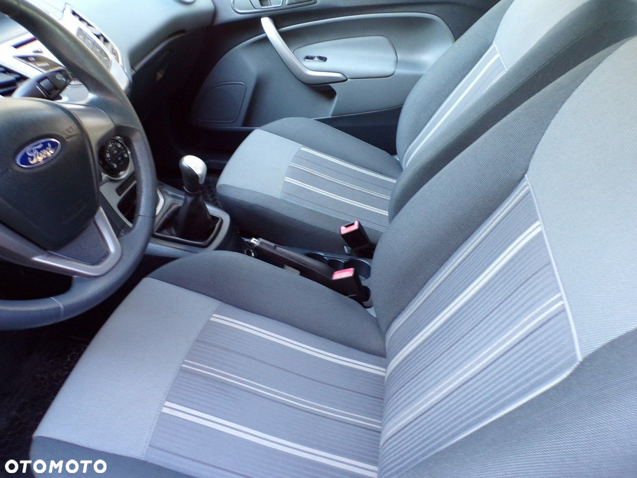 Ford Fiesta - 18