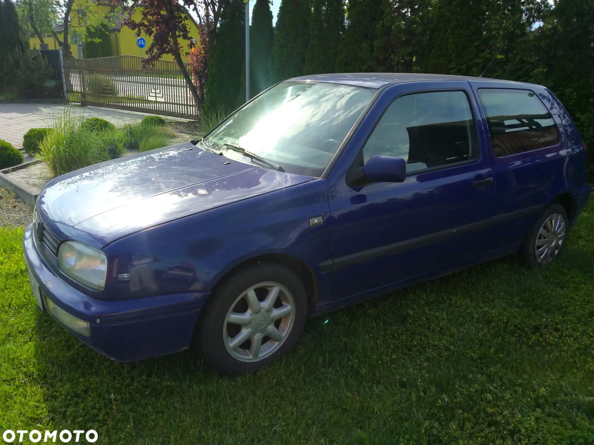Volkswagen Golf 1.9 GL TDI - 1