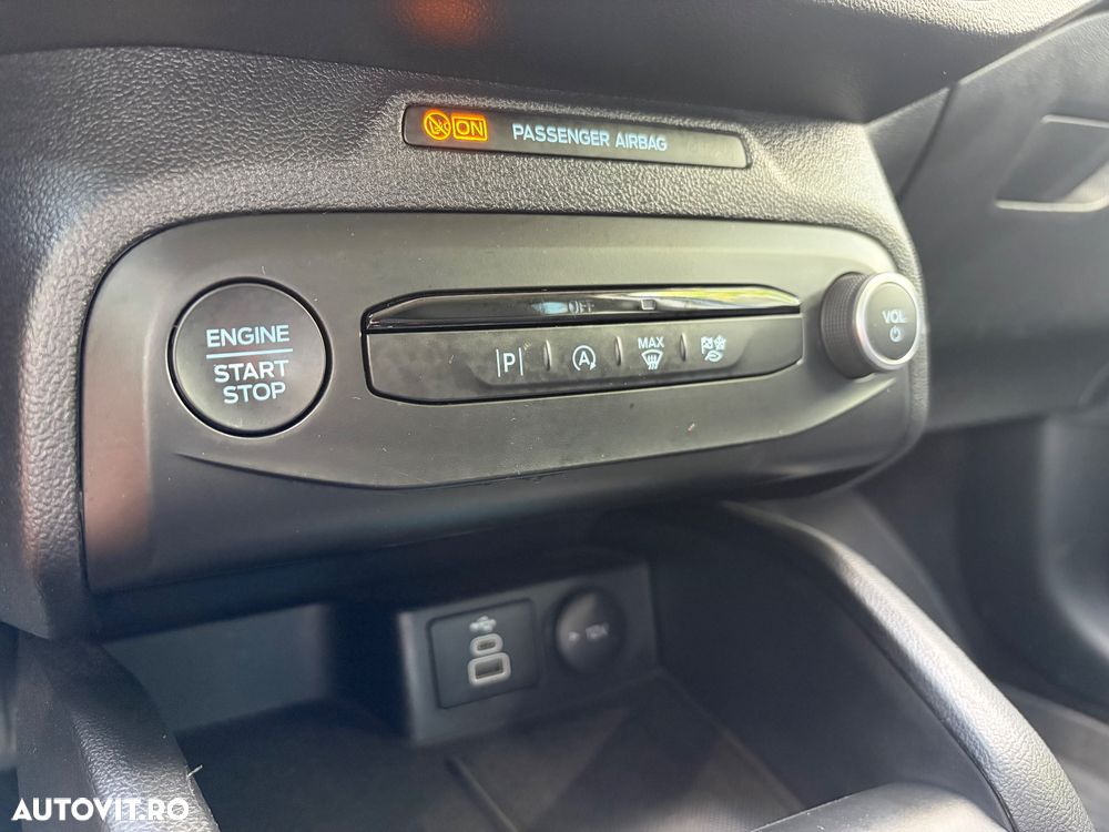 Ford Focus 1.0 EcoBoost MHEV Connected - 26