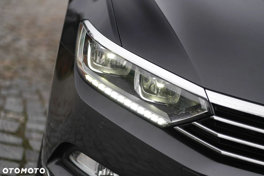 Volkswagen Passat 2.0 TDI SCR DSG Highline - 9