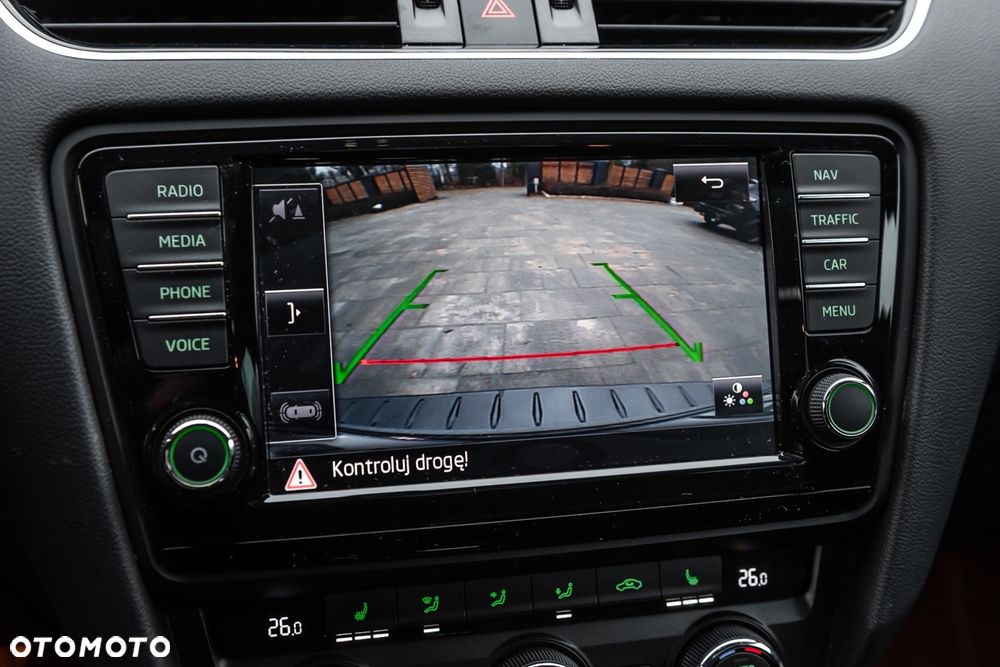 Skoda Octavia 2.0 TDI DSG RS - 12