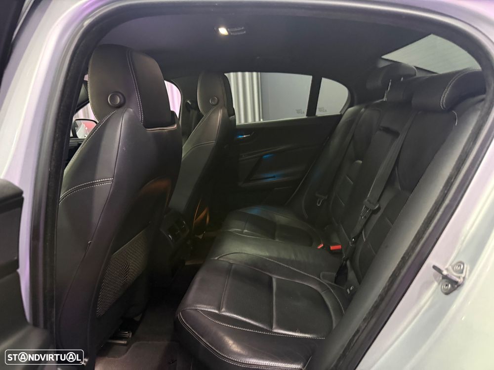 Jaguar XE 20d Aut. R-Sport - 13