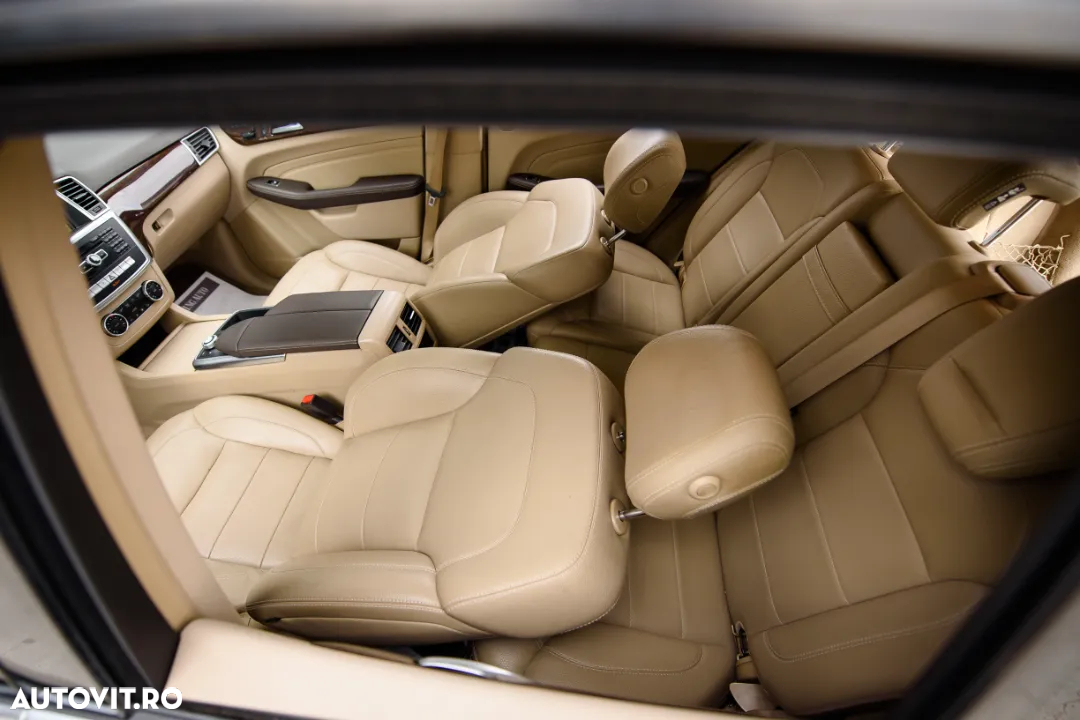 Mercedes-Benz ML 350 BlueTec 4MATIC Aut - 11