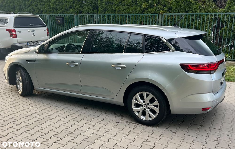 Renault Megane 1.5 Blue dCi Intens - 9