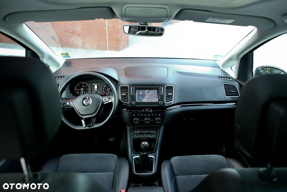 Volkswagen Sharan 2.0 TDI 4MOTION (BlueMotion Technology) Highline - 22