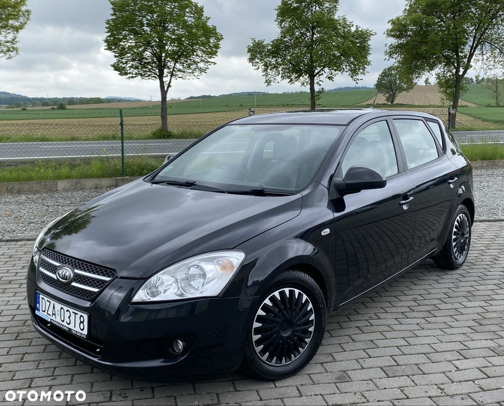 Kia Ceed - 2