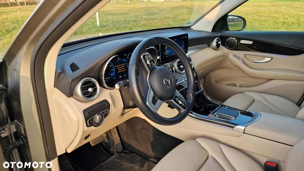 Mercedes-Benz GLC 220 d 4-Matic - 12