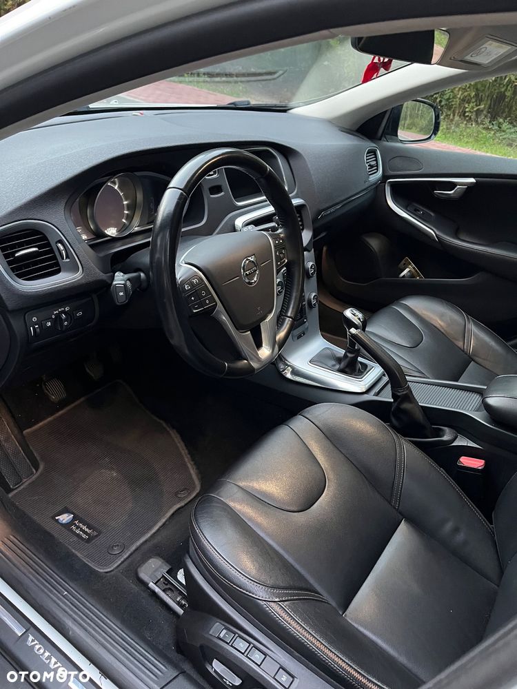 Volvo V40 D2 Summum - 10