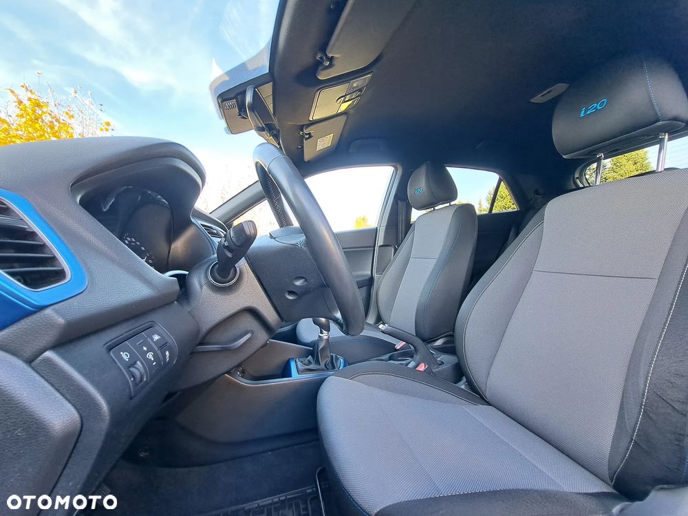 Hyundai i20 YES Plus - 29