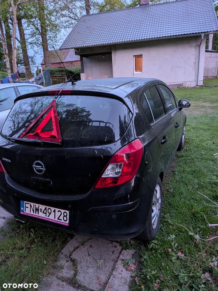 Opel Corsa 1.4 16V Enjoy - 3