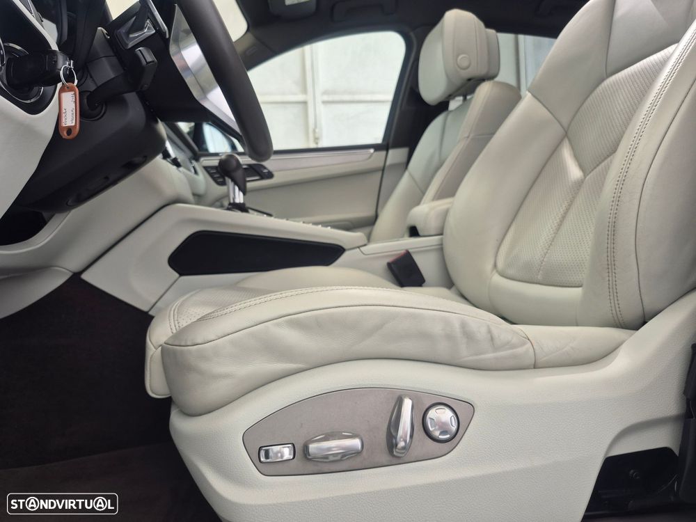 Porsche Macan 2.0T - 12