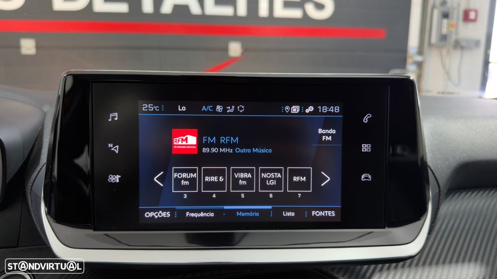Peugeot 208 PureTech 100 Allure - 26