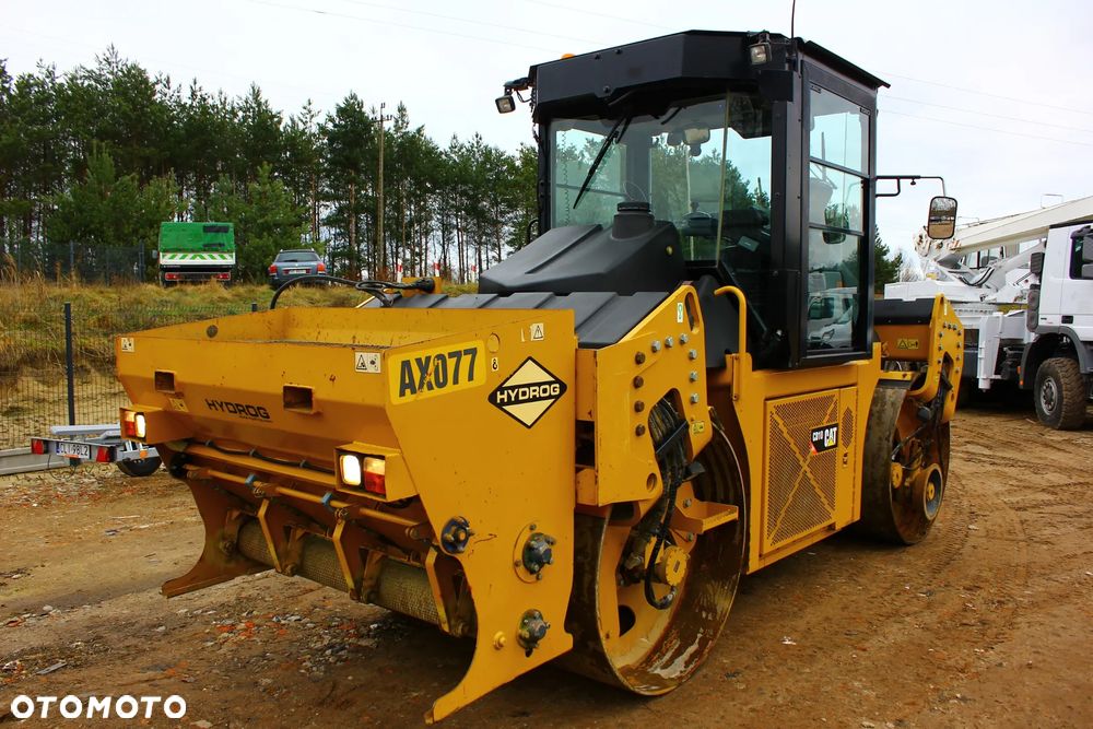Caterpillar CAT CD10 WALEC STALOWY WIBRACYJNY Z DZIELONYMI BĘBNAMI +KOSZ HYDROG AX077 - 16