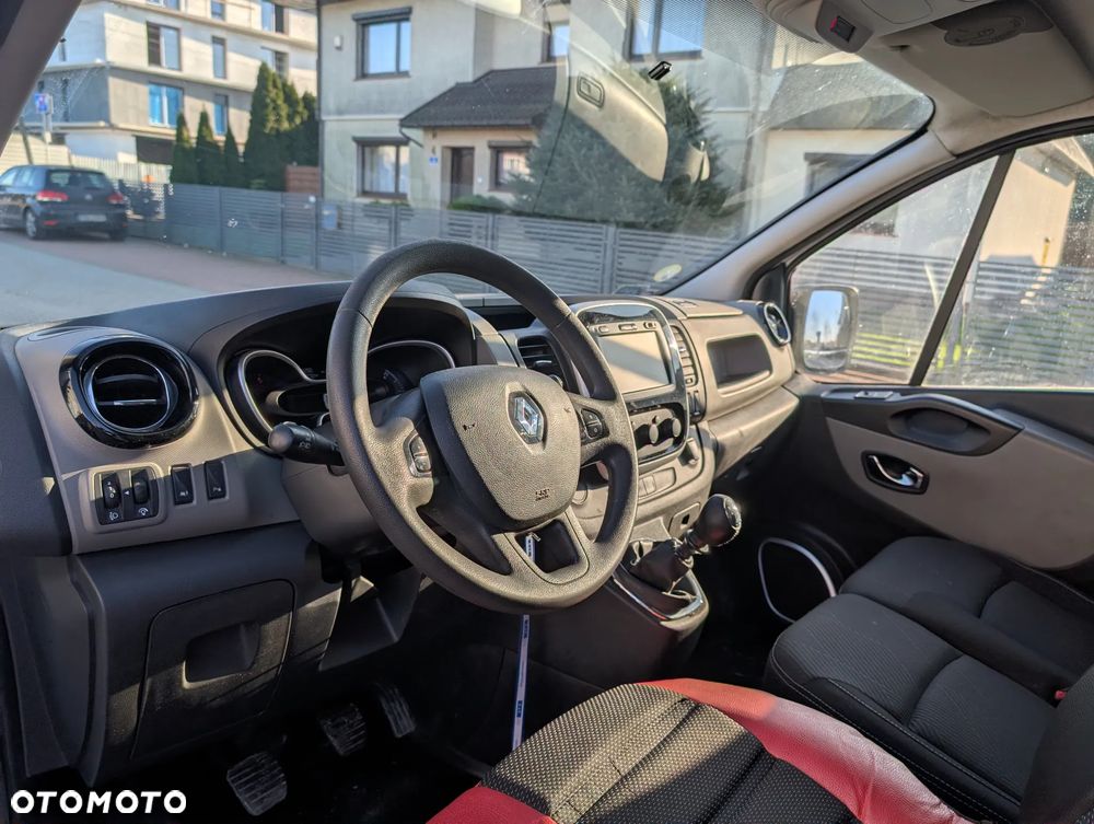 Renault Trafic - 8