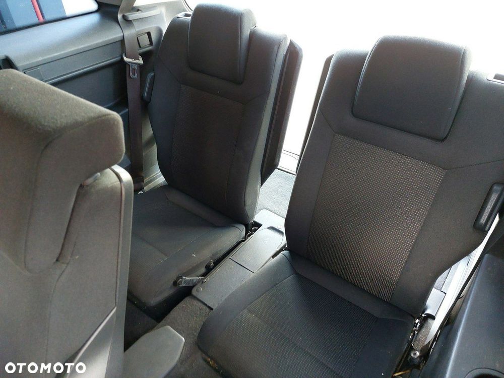 Opel Zafira - 15