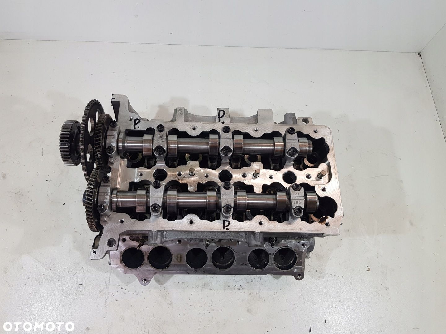 GŁOWICA PRAWA 90352084F GRAND CHEROKEE WK2 3.0CRD - 1