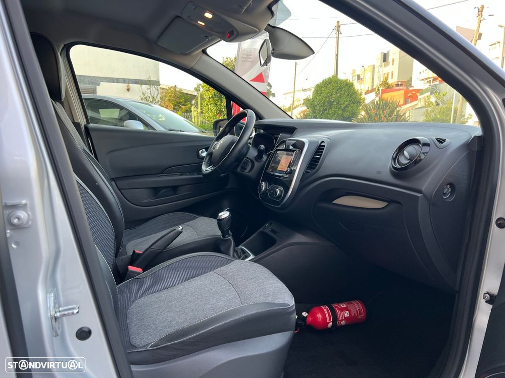 Renault Captur 0.9 TCE Exclusive - 18