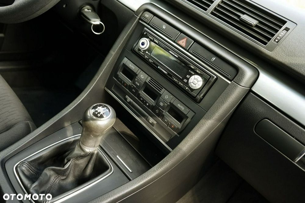 Audi A4 Limousine - 26