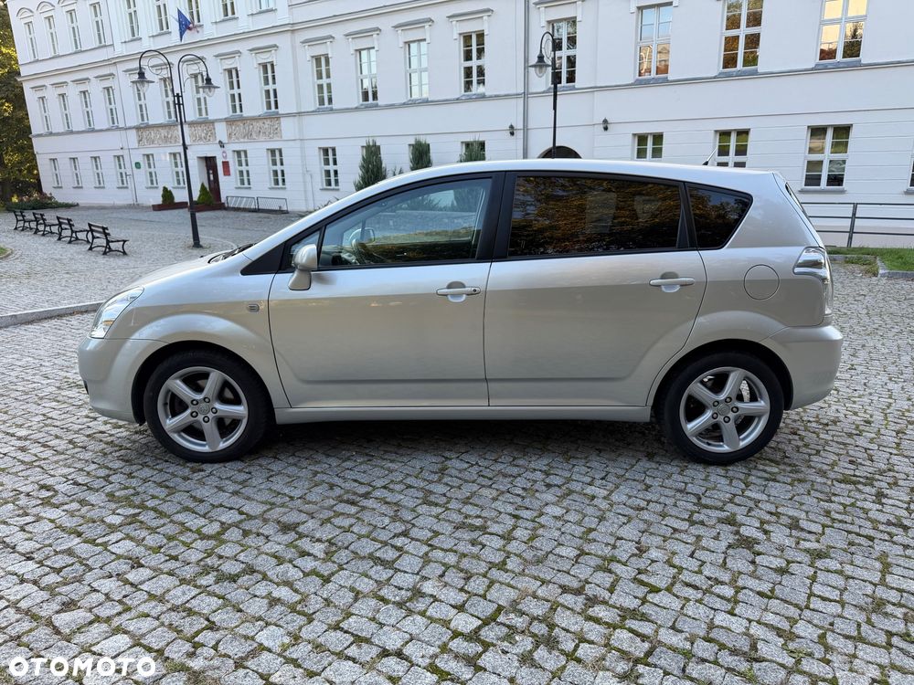 Toyota Corolla Verso 1.8 Sol 7os - 27