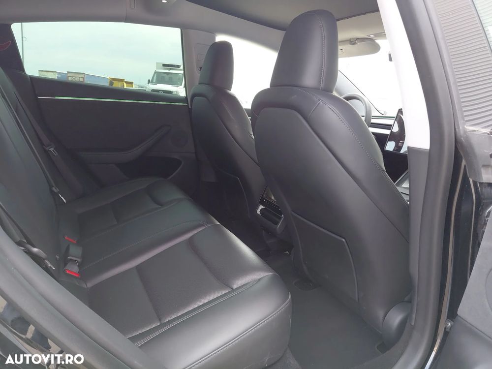 Tesla Model 3 Standard - 16