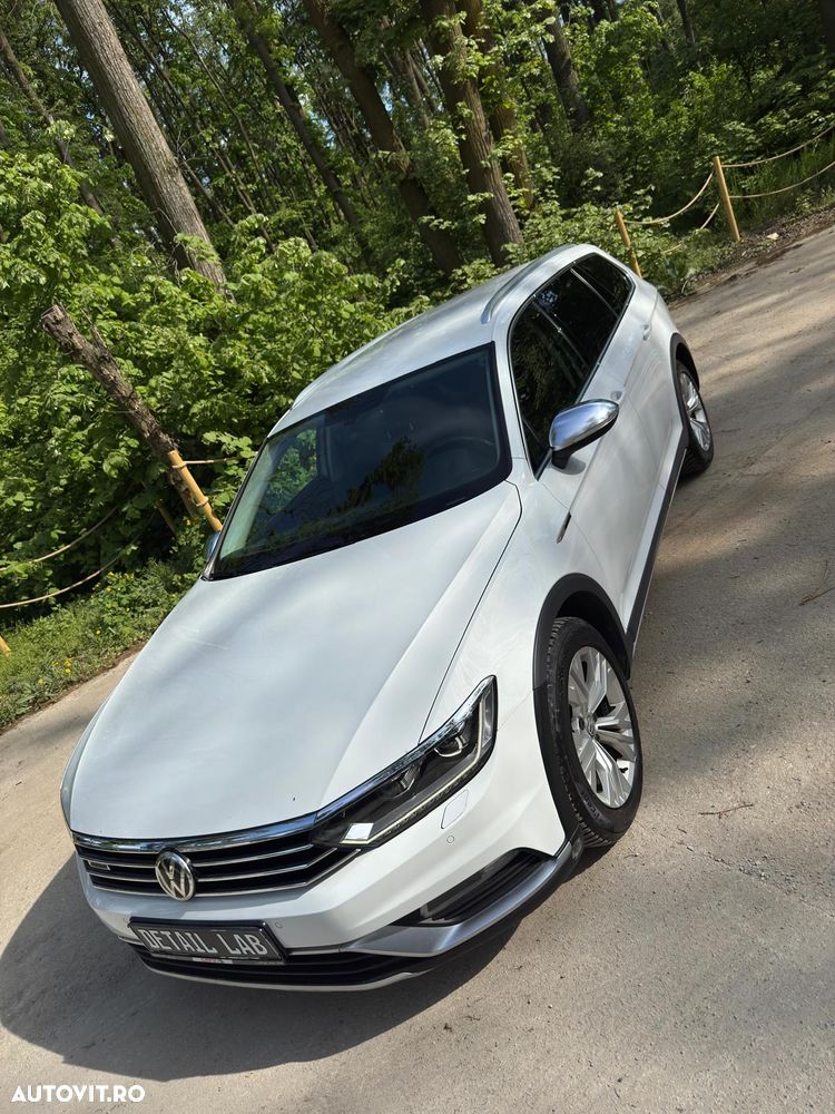 Volkswagen Passat Alltrack 2.0 TDI DSG 4Motion - 1