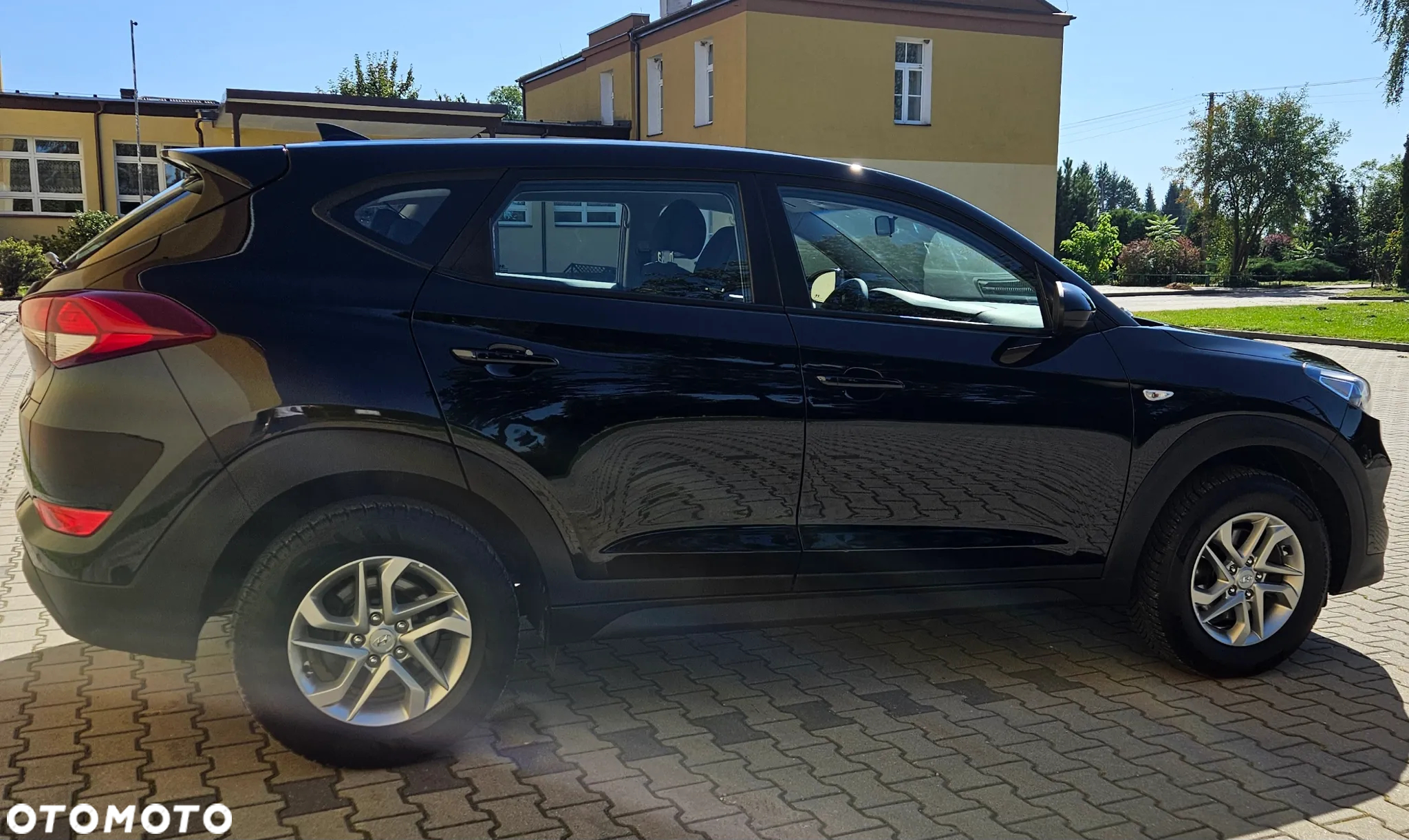 Hyundai Tucson 1.6 GDI BlueDrive GO 2WD - 8