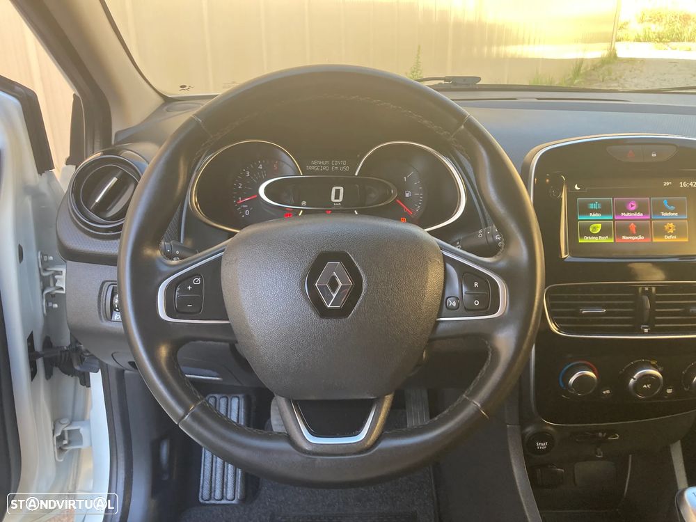 Renault Clio Sport Tourer 1.5 dCi Limited - 10