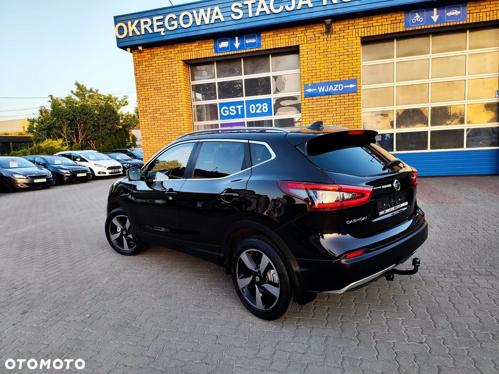 Nissan Qashqai - 2