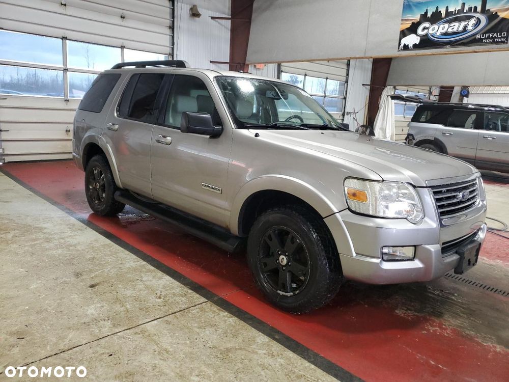 Ford Explorer 4.0 4WD - 3