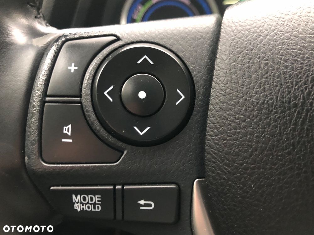 Toyota Auris - 22