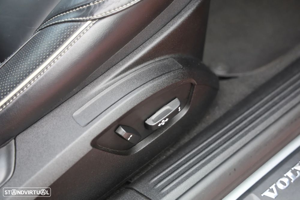 Volvo V40 D4 RDesign - 33