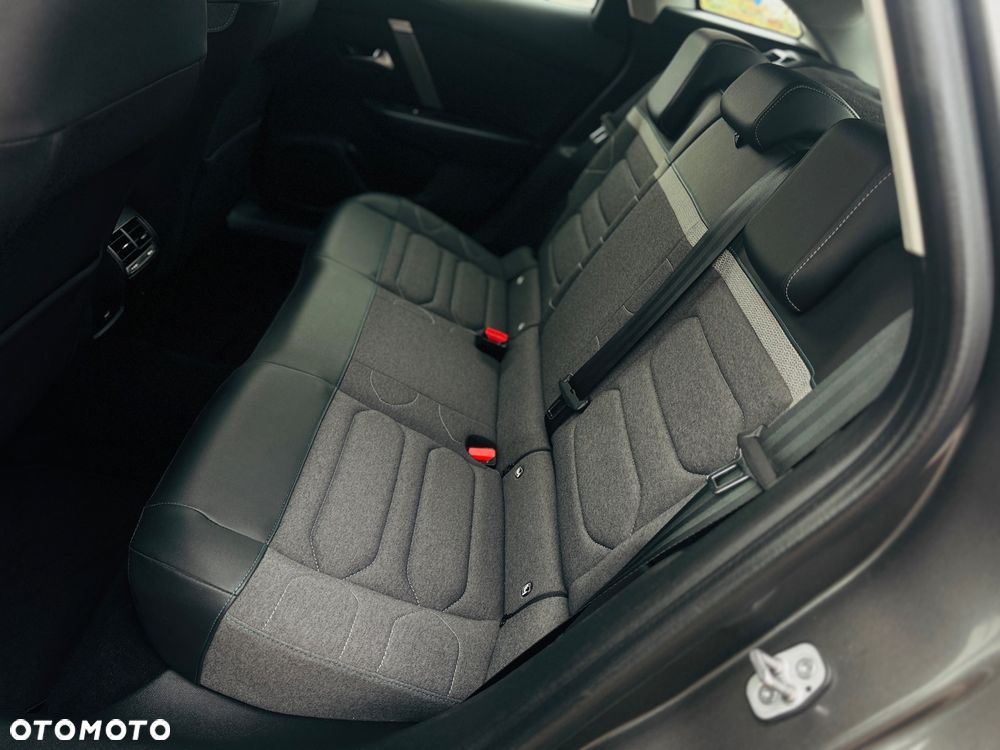 Citroën C4 BlueHDi 130 Stop&Start EAT8 SHINE - 18