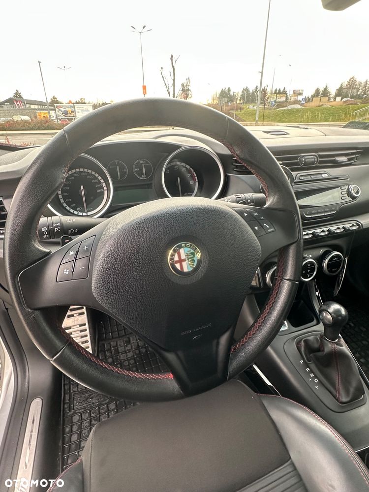 Alfa Romeo Giulietta 1.4 TB MultiAir Distinctive TCT - 22