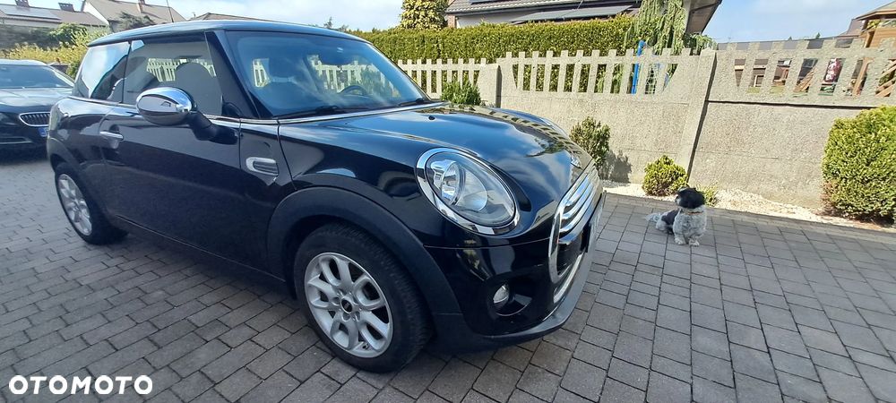 MINI Cooper Standard - 2