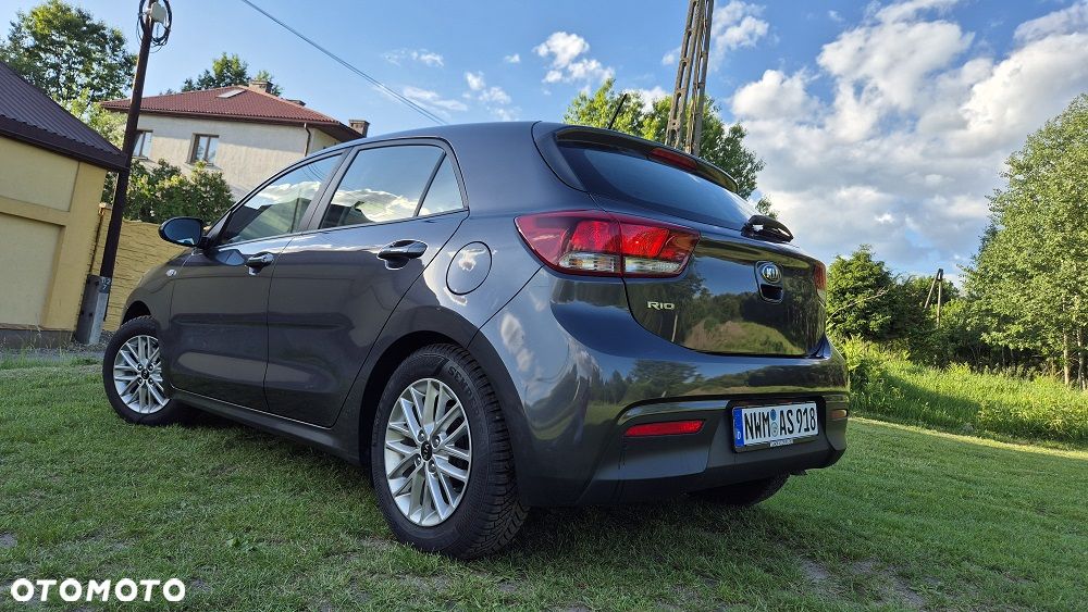 Kia Rio 1.2 Dream Team Edition - 3