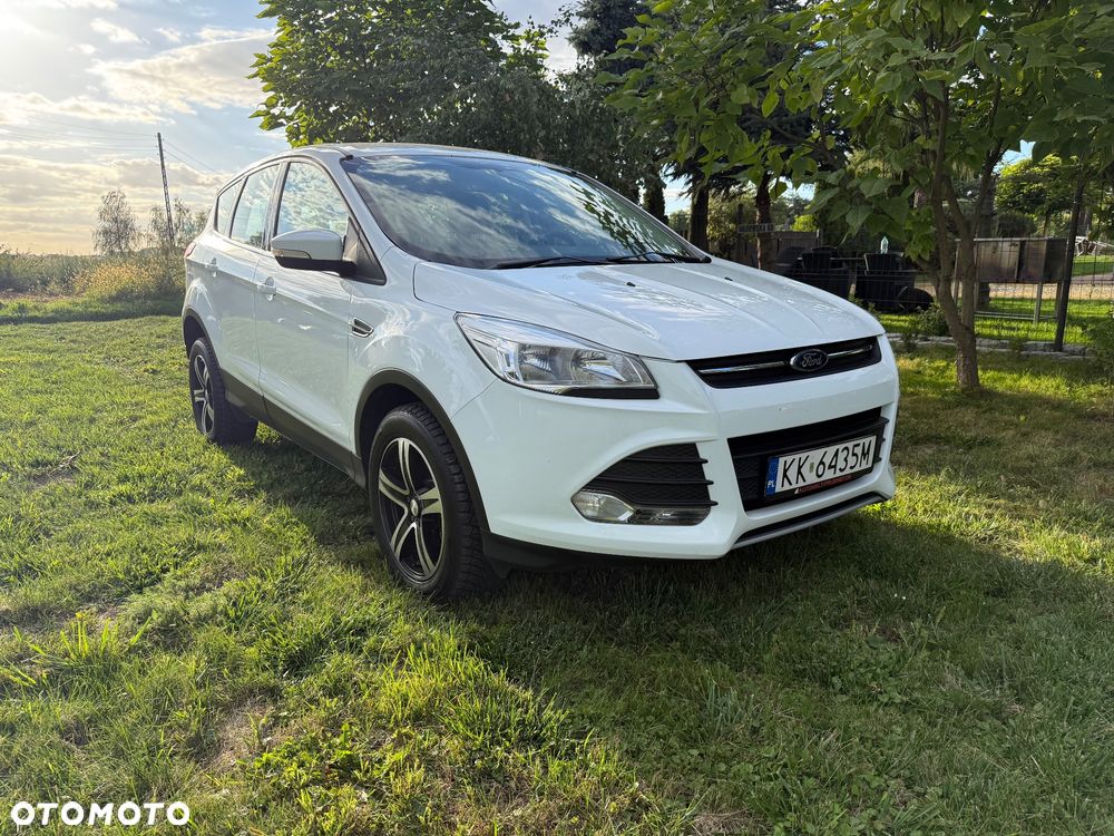 Ford Kuga 1.5 EcoBoost 2x4 Titanium - 4