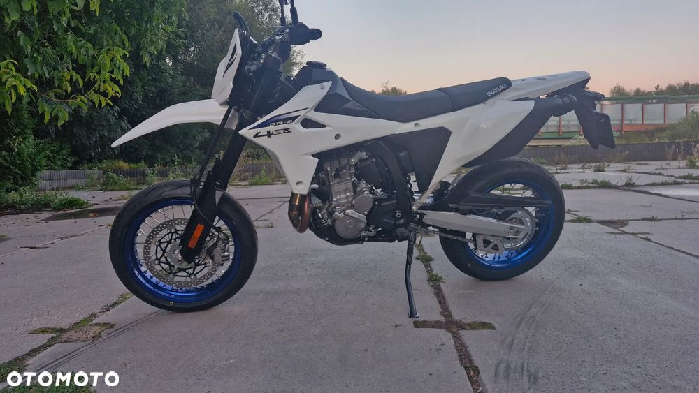 Suzuki DR-Z - 15